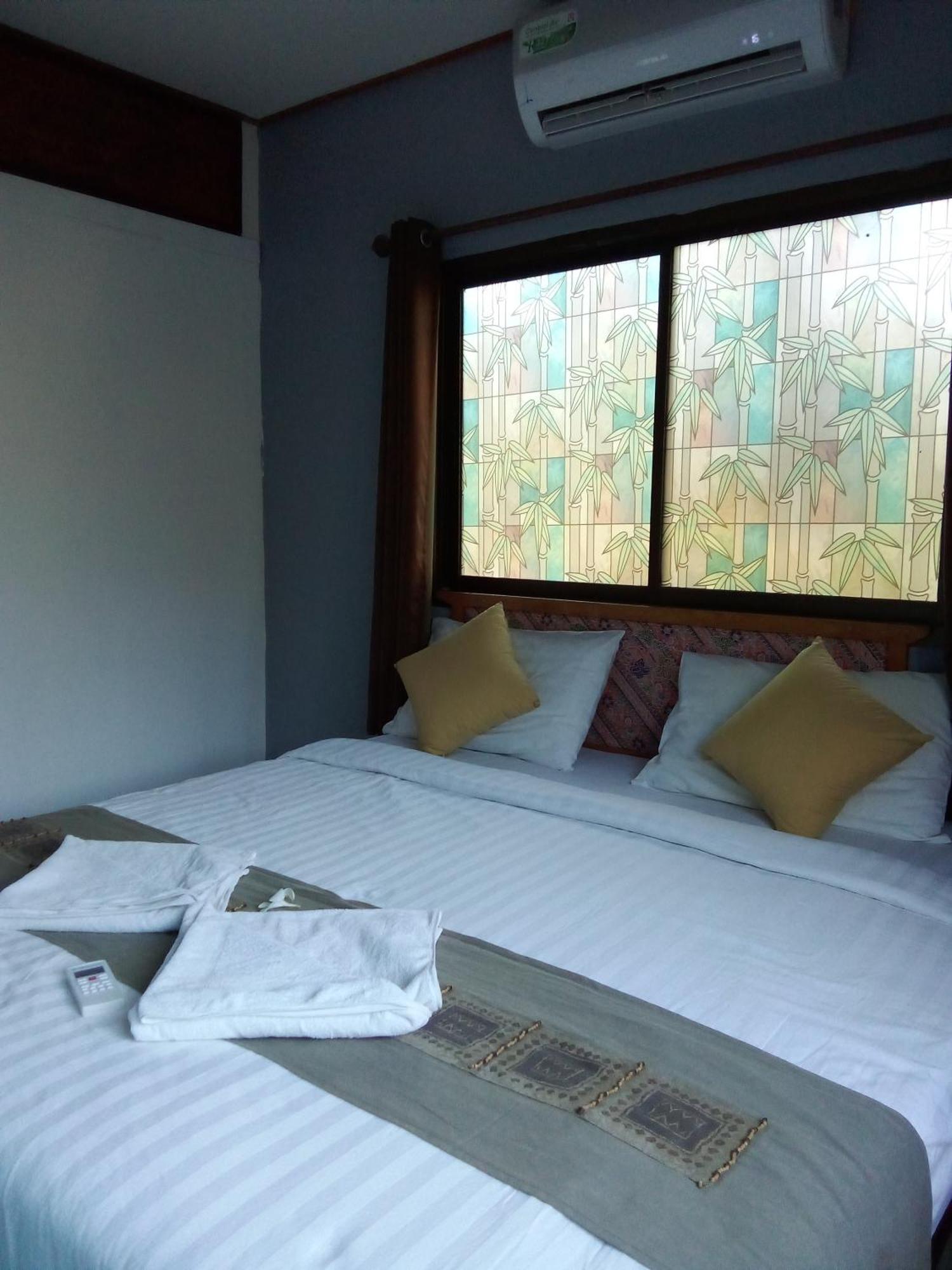 Nin Kantiang Bay Ko Lanta Екстериор снимка