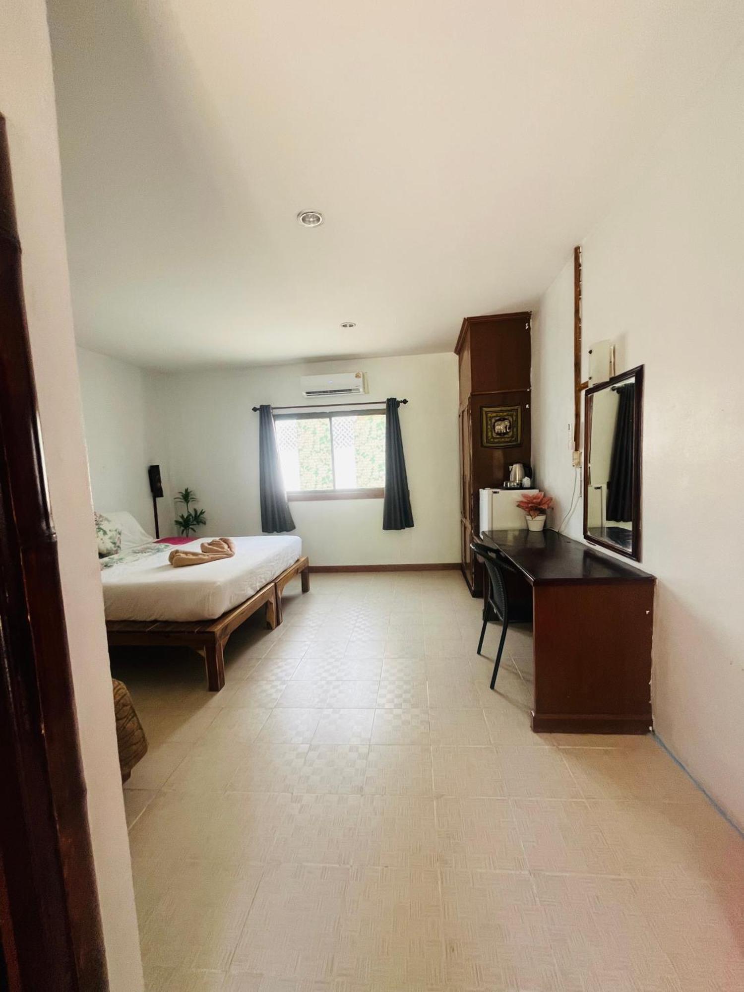 Nin Kantiang Bay Ko Lanta Екстериор снимка